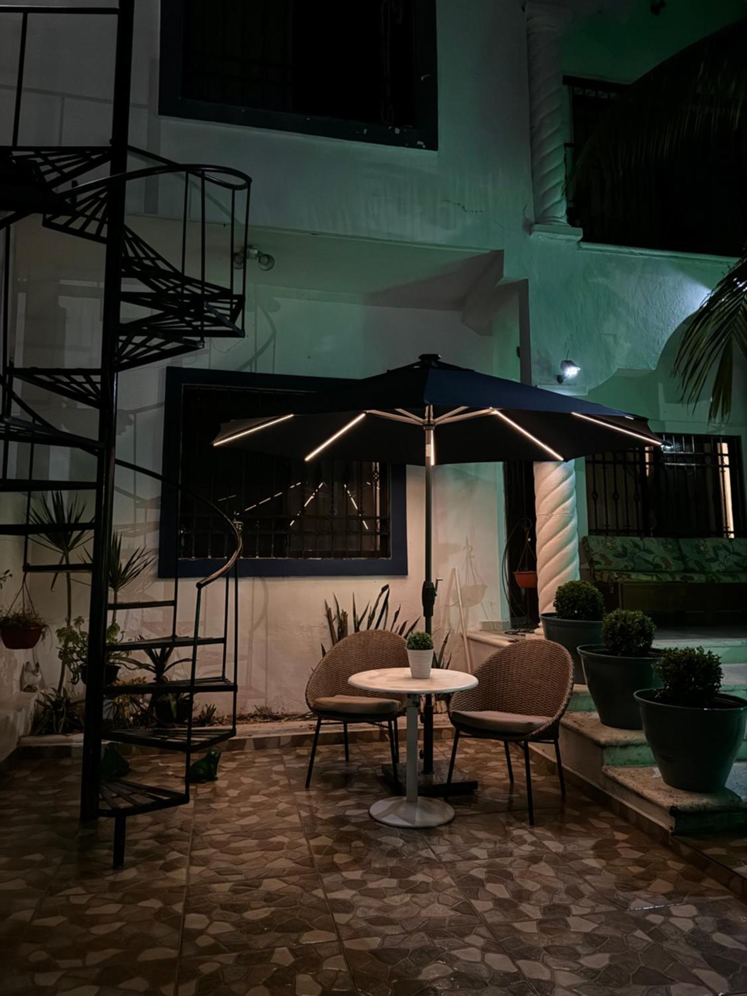 Caribbean Queen Cancun Exterior photo